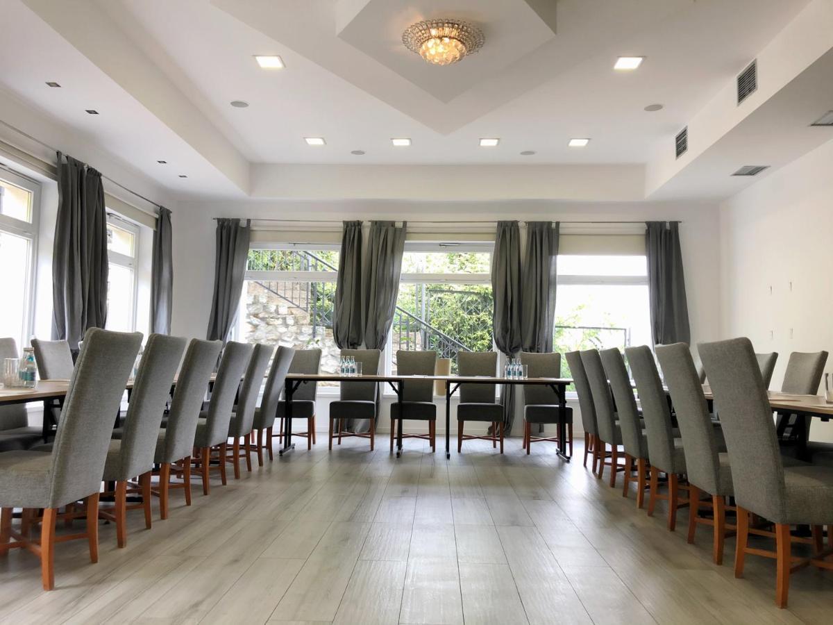 斯来纳古拉酒店 Srebrna Góra 外观 照片